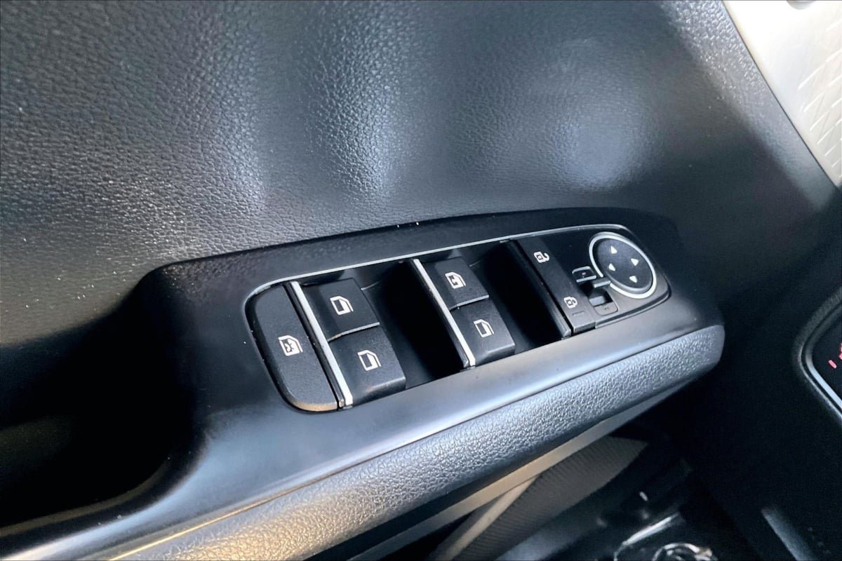Used 2022 Kia Soul LX w/ Technology Package FWD image 28