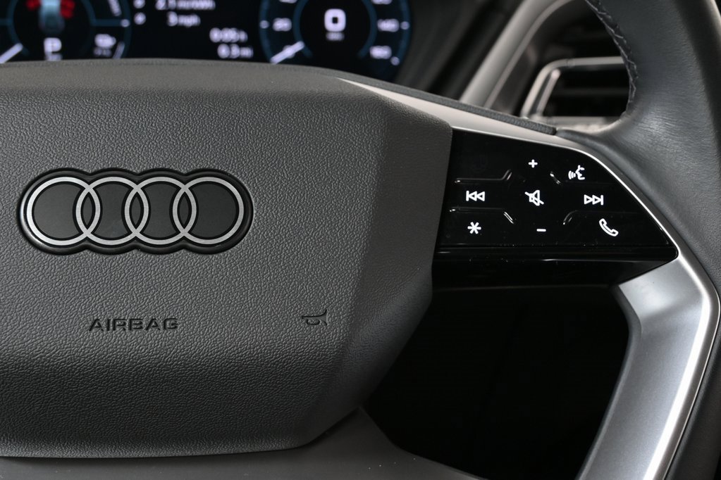 Used 2024 Audi Q4 e-tron Premium image 11