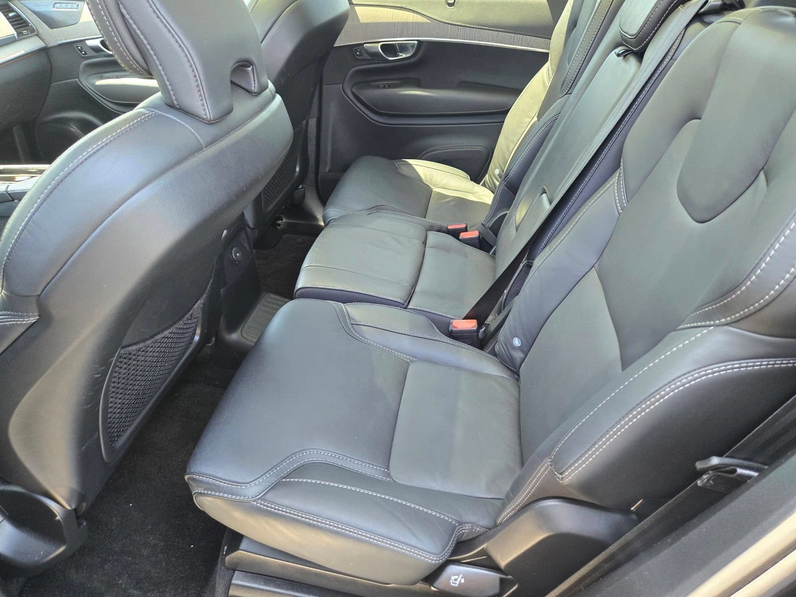 Certified 2023 Volvo XC90 T8 Ultimate w/ Protection Package Premier AWD/4WD image 20