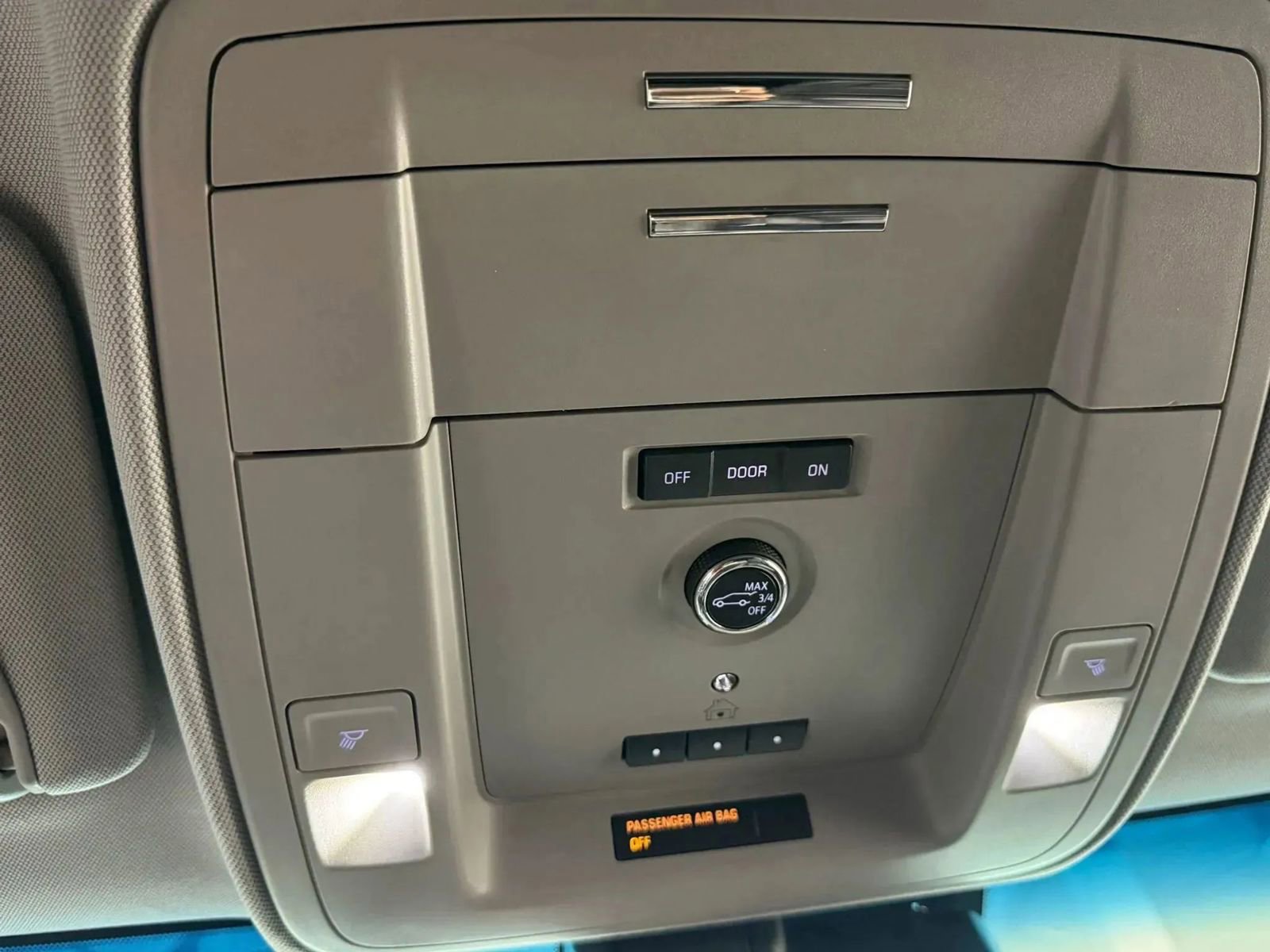 Used 2019 Chevrolet Tahoe LT image 33