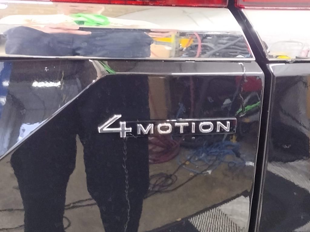 New 2026 Volkswagen Atlas SE image 13