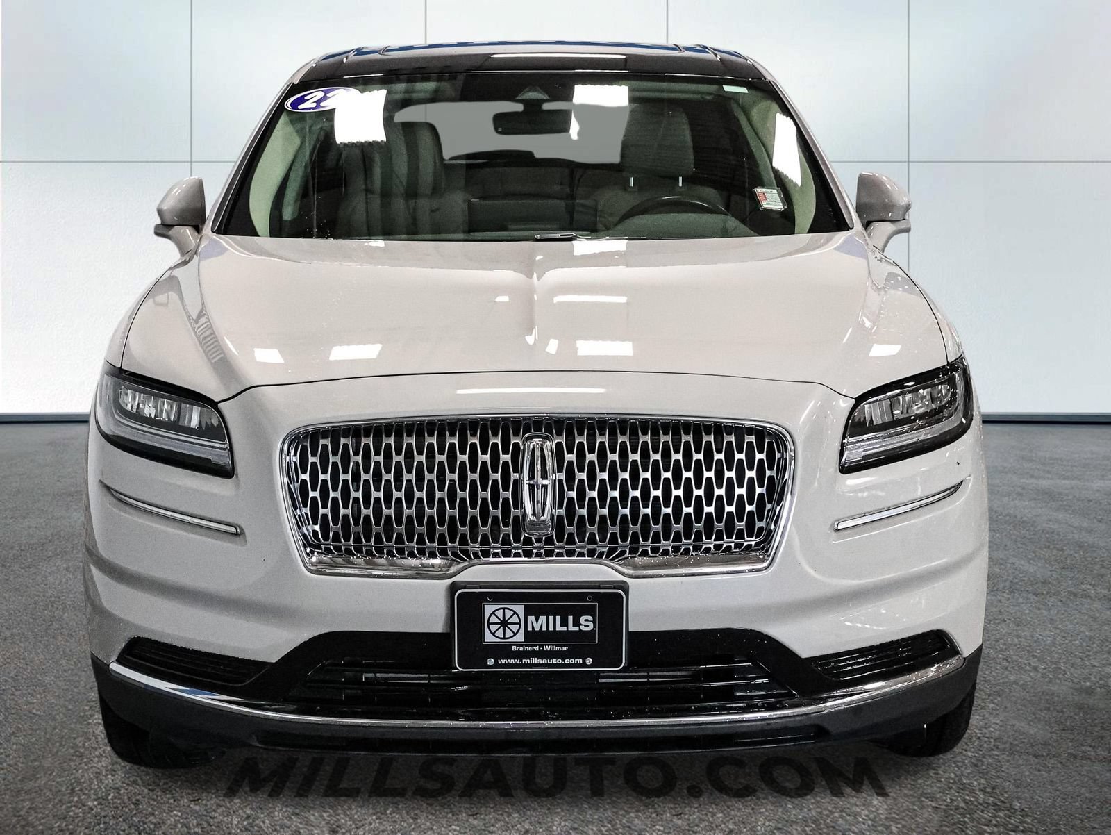 Used 2022 Lincoln Nautilus Reserve AWD/4WD image 12