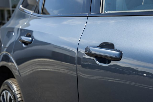 New 2026 Volvo XC60 B5 Ultra w/ Protection Package Premier image 15