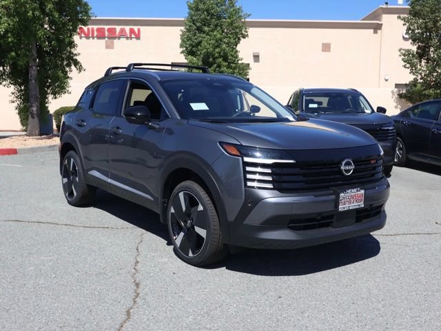 New 2026 Nissan Kicks SR FWD video 2