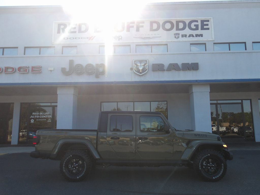 New 2025 Jeep Gladiator Willys