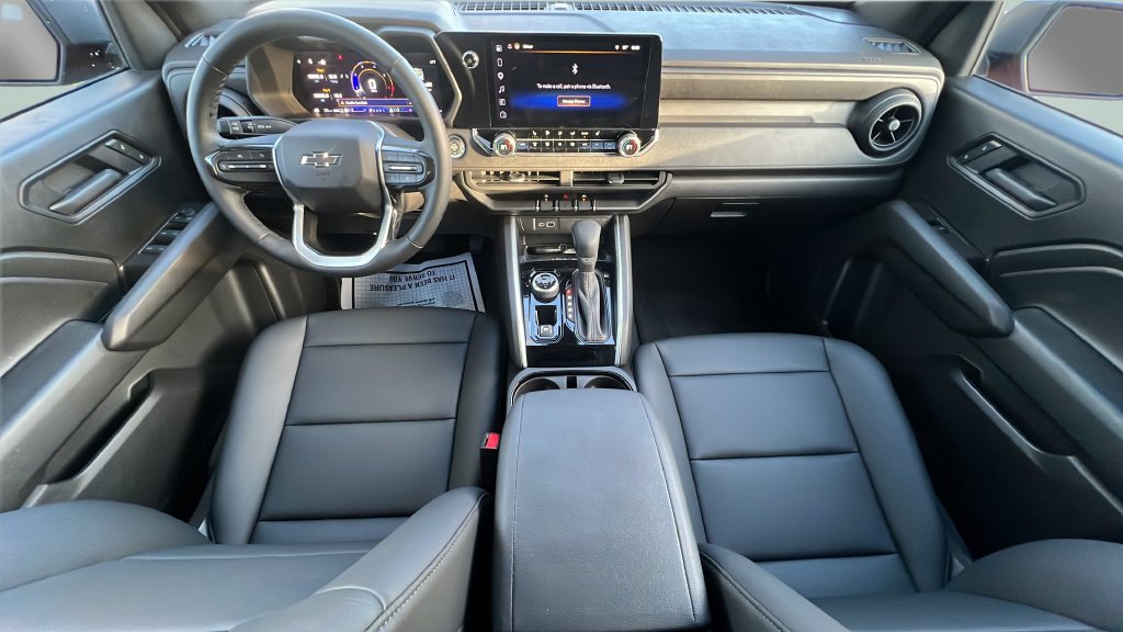 Used 2025 Chevrolet Colorado Trail Boss AWD/4WD image 12