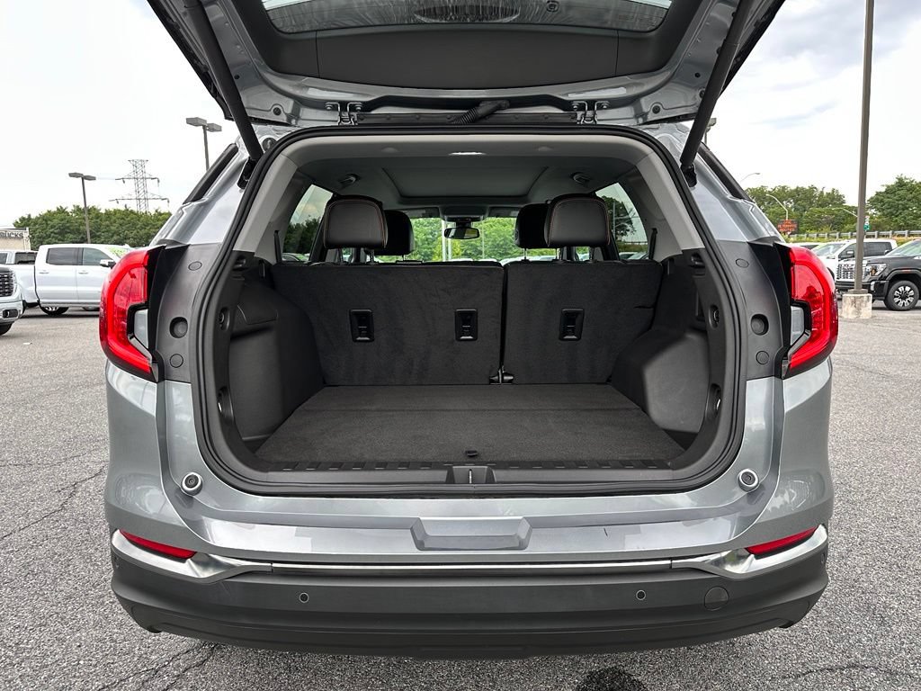Certified 2023 GMC Terrain AT4 w/ Tech Package AWD/4WD image 44
