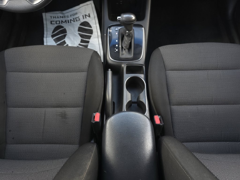 Used 2017 Kia Forte LX FWD image 20