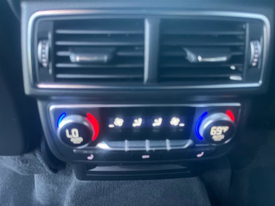 Used 2019 Audi Q7 3.0T Prestige w/ Prestige Package image 37