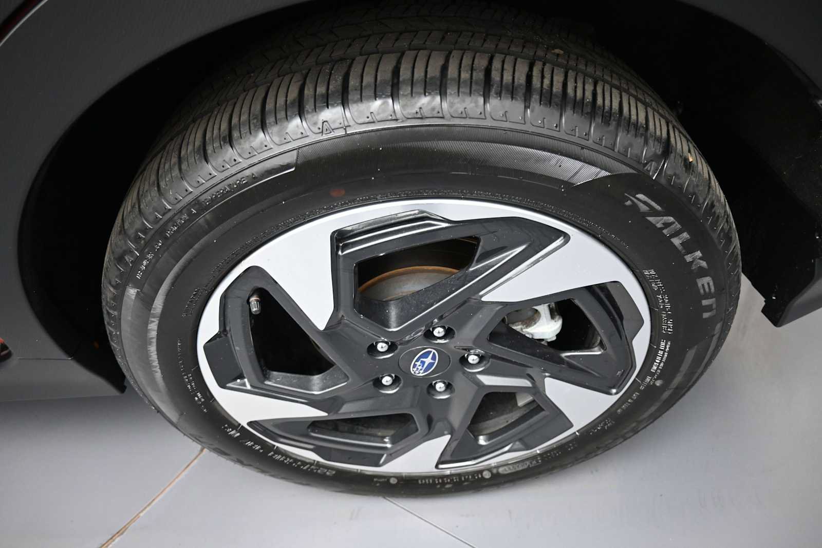 Used 2024 Subaru Crosstrek 2.5i Limited AWD/4WD image 15