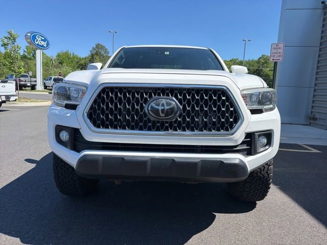 Used 2019 Toyota Tacoma TRD Off-Road w/ Technology Package AWD/4WD image 2