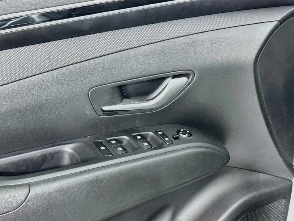Certified 2024 Hyundai Tucson SEL FWD image 17