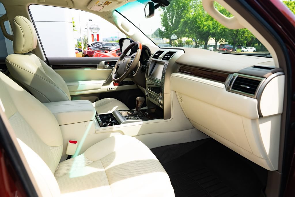 Used 2016 Lexus GX 460 Luxury AWD/4WD image 27