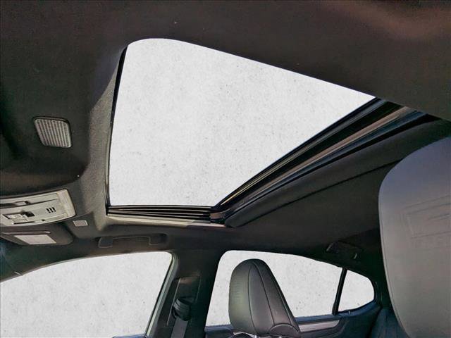 Used 2023 Lexus ES 300h F Sport image 18