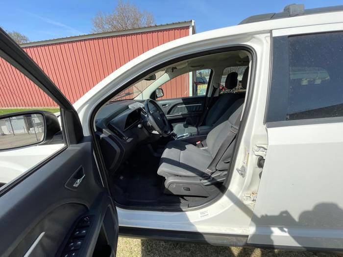 Used 2010 Dodge Journey SXT w/ Flexible Seating Group FWD image 21