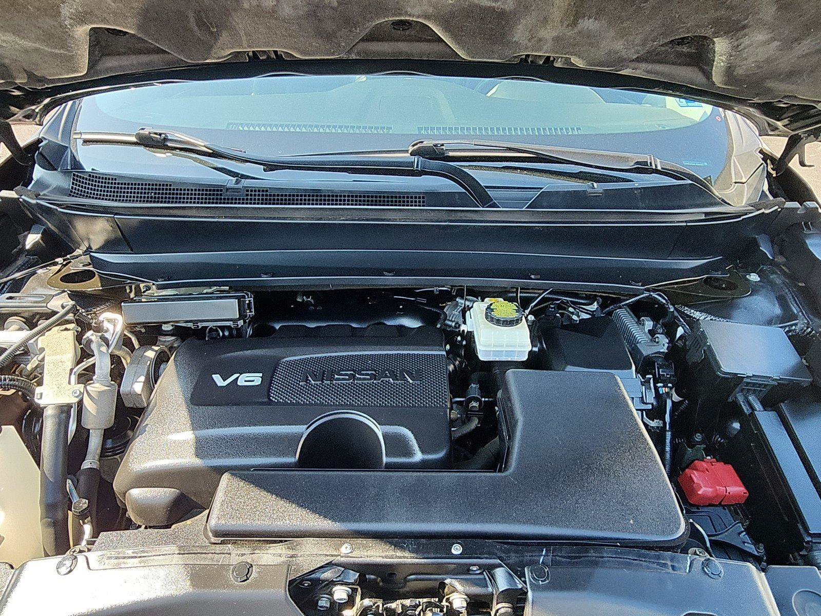 Used 2020 Nissan Pathfinder SL image 11