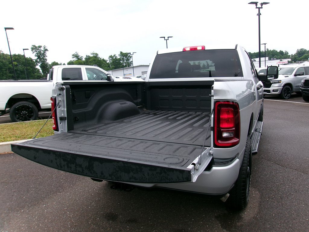 Used 2026 RAM 2500 Big Horn AWD/4WD image 16