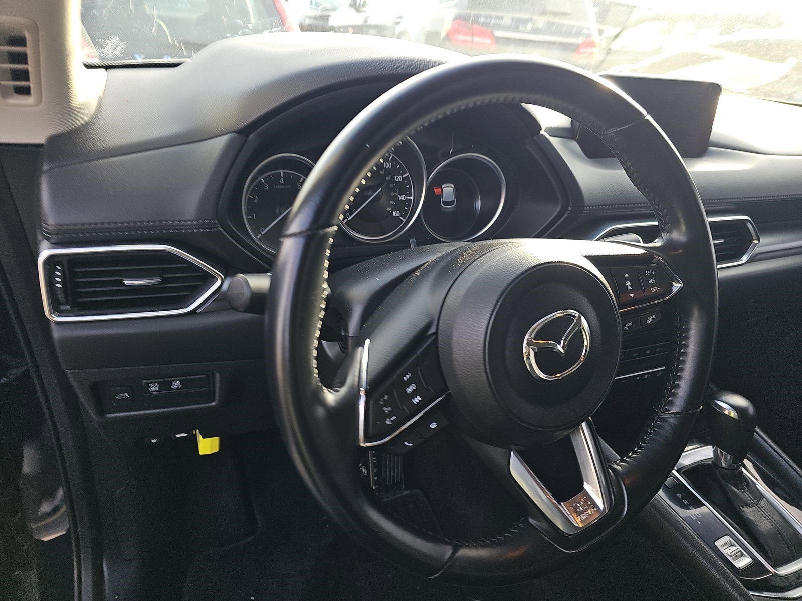 Used 2020 MAZDA CX-5 Touring image 13