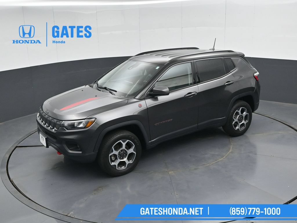 Used 2022 Jeep Compass Trailhawk w/ Trailhawk Convenience Group AWD/4WD image 47