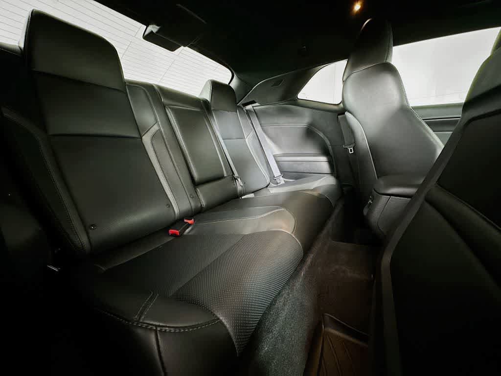 Used 2018 Dodge Challenger GT w/ Driver Convenience Group image 31