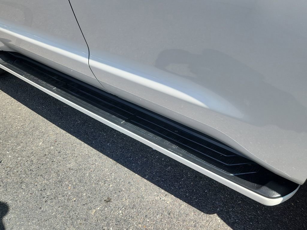 Used 2013 Toyota Sequoia Platinum AWD/4WD image 14