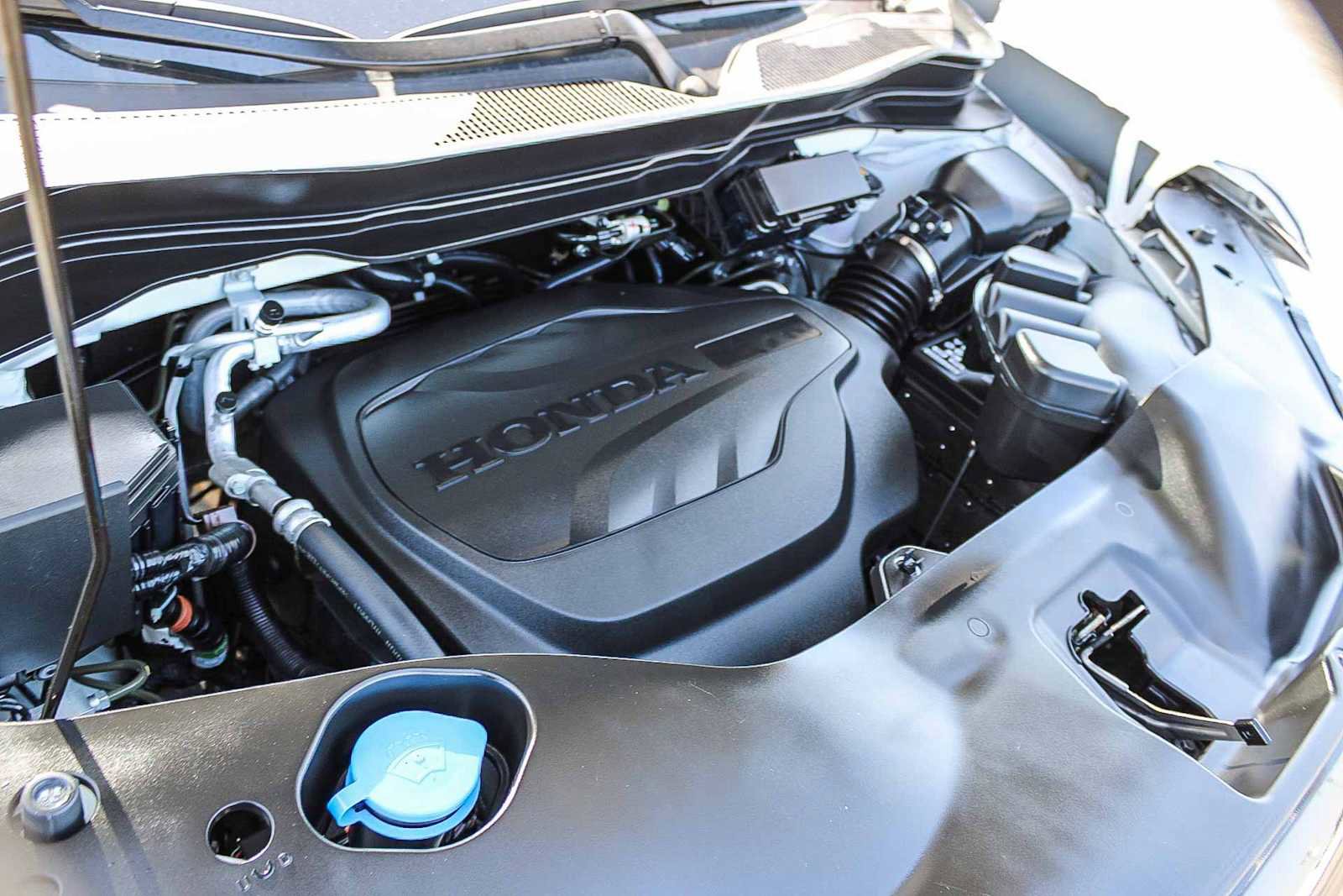 Certified 2025 Honda Passport TrailSport image 26