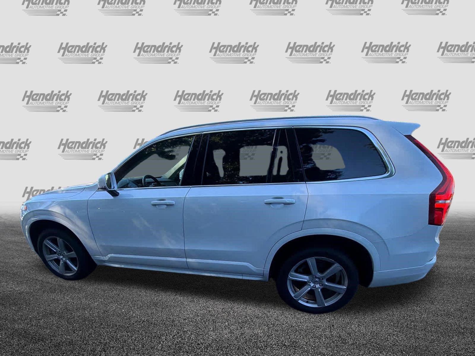 Certified 2023 Volvo XC90 B5 Core AWD/4WD image 9