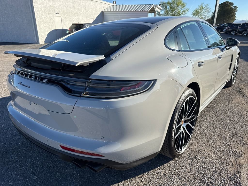 Used 2023 Porsche Panamera 4 Platinum Edition image 7