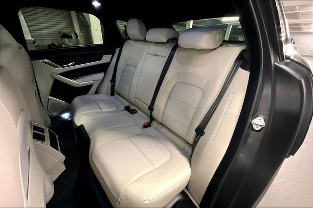 New 2026 Jaguar F-PACE R-Dynamic S AWD/4WD image 9