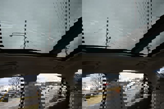 Used 2017 Lincoln Continental Reserve w/ Technology Package image 35