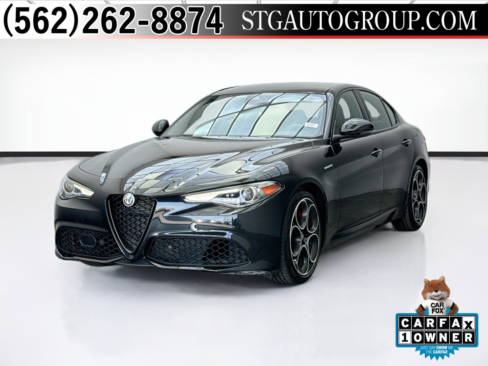 Used 2023 Alfa Romeo Giulia Veloce RWD image 1