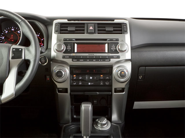 Used 2010 Toyota 4Runner SR5 AWD/4WD image 22