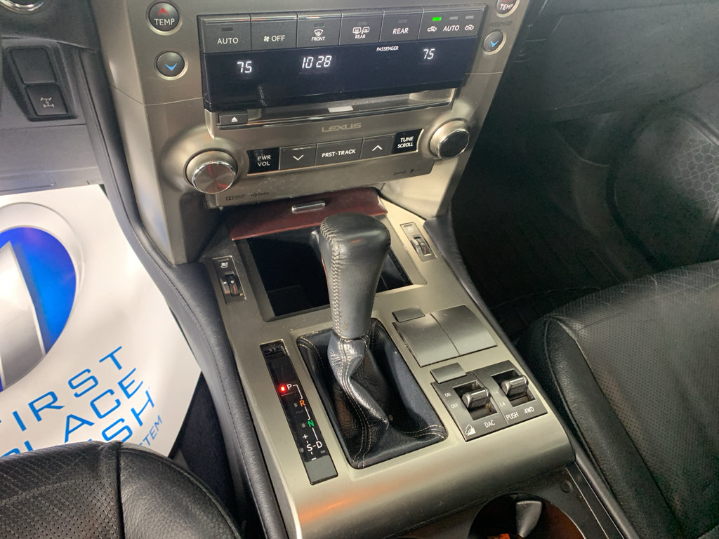 Used 2014 Lexus GX 460 w/ Premium Package AWD/4WD image 24
