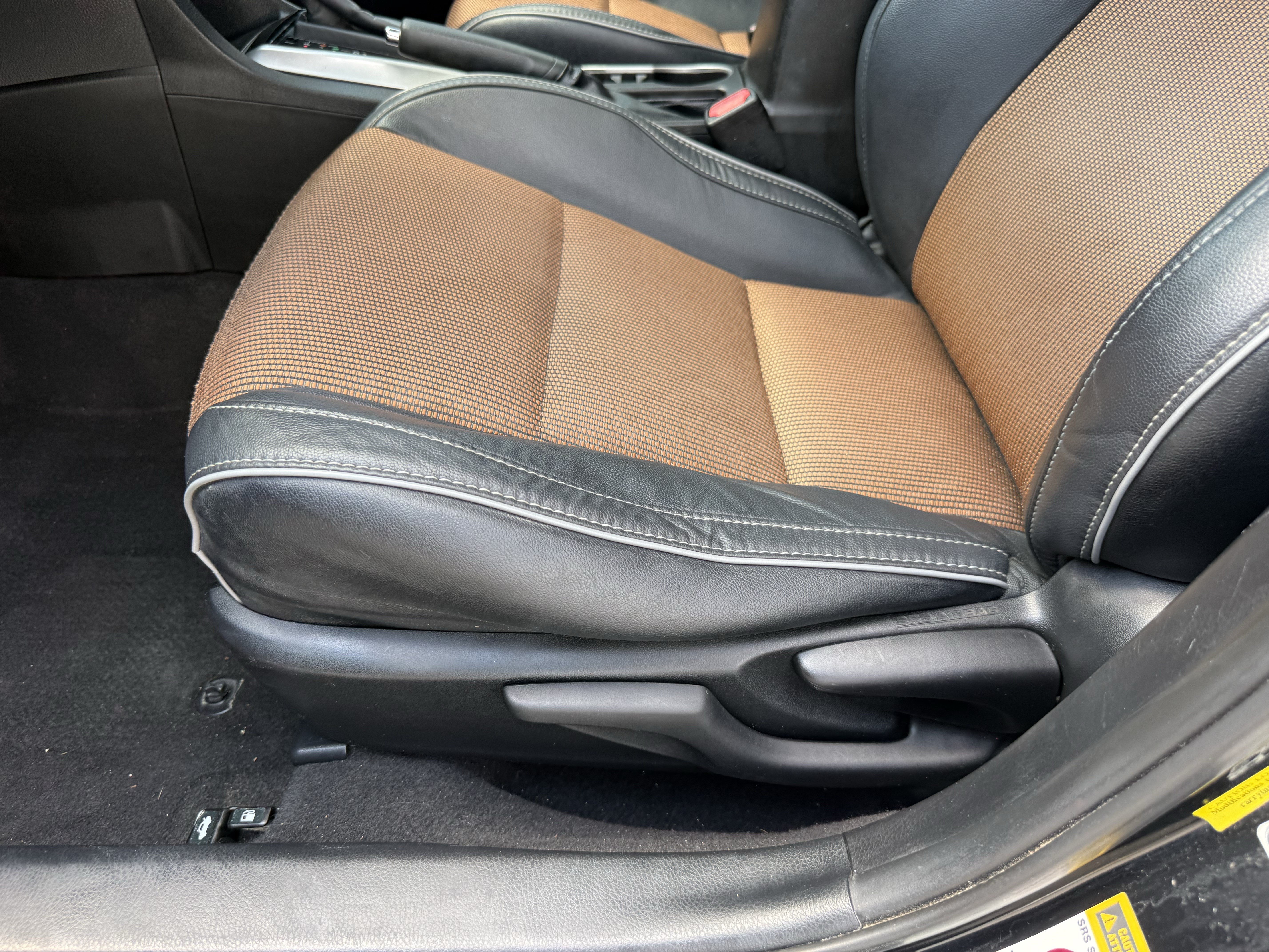 Used 2015 Toyota Corolla S w/ Driver Convenience Package FWD image 29