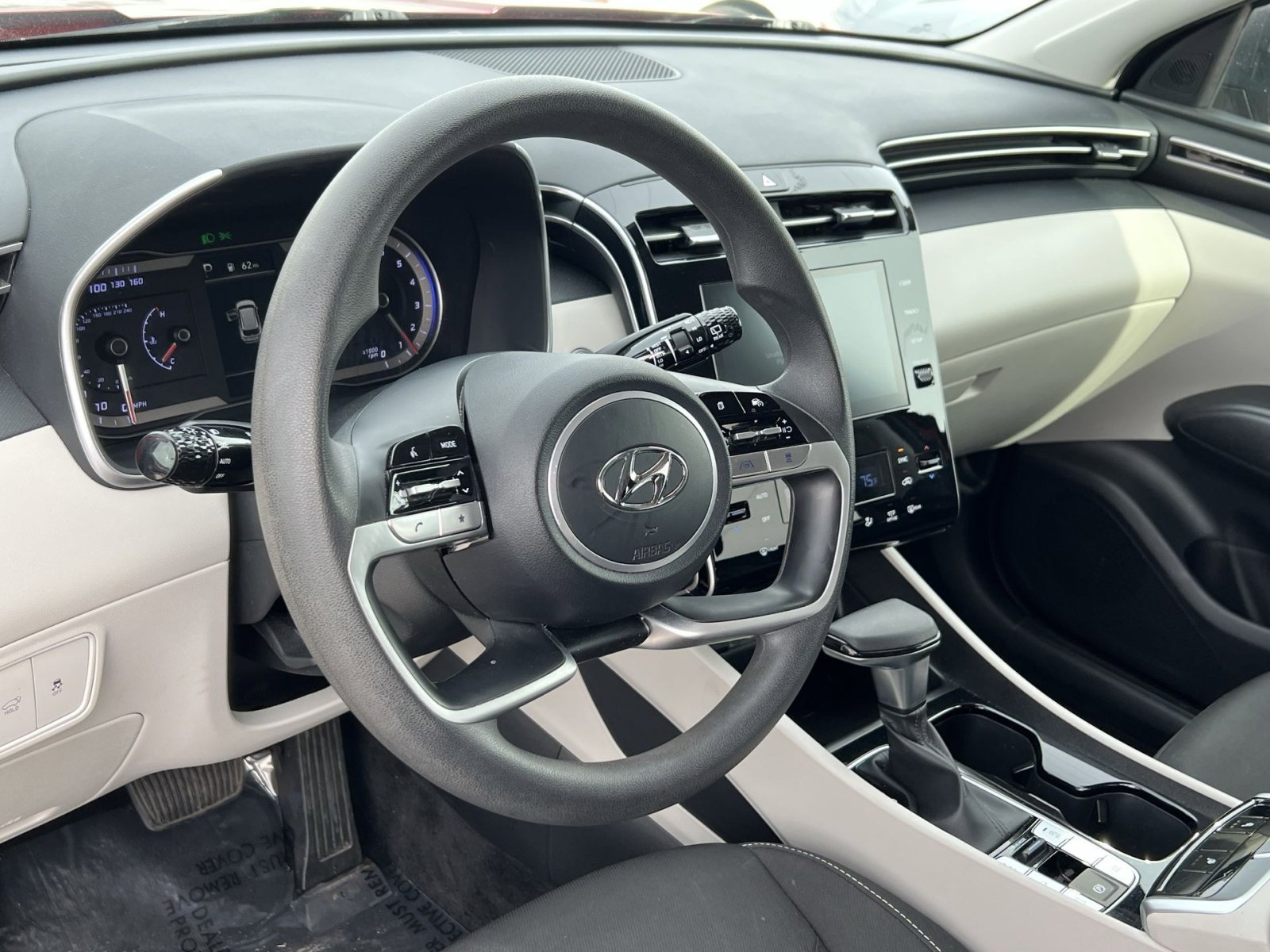 Used 2024 Hyundai Tucson SEL image 13