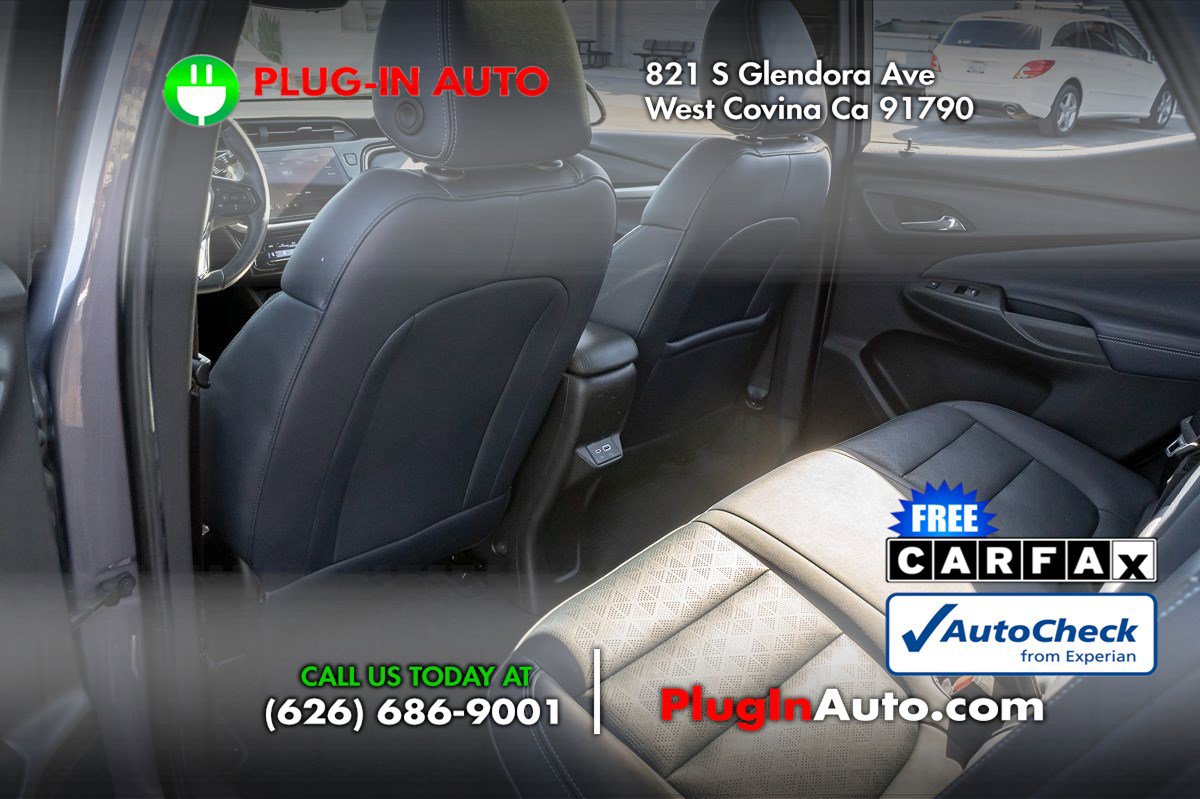 Used 2022 Chevrolet Bolt EUV Premier w/ Sun & Sound Package image 10