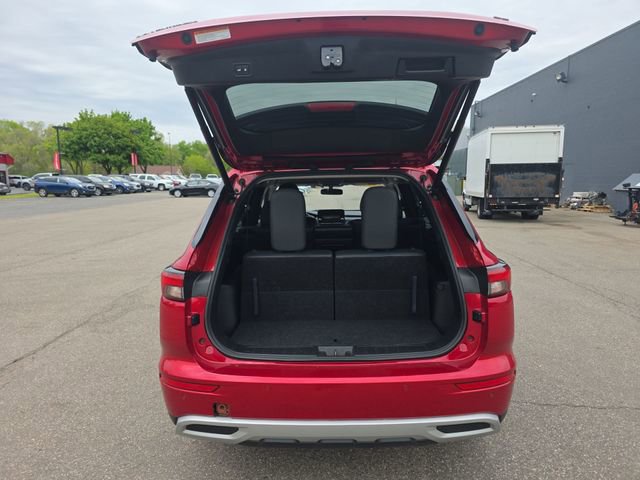 Used 2023 Mitsubishi Outlander SE AWD/4WD image 25