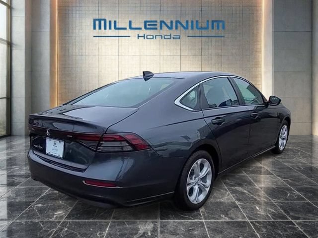 Used 2025 Honda Accord LX image 4