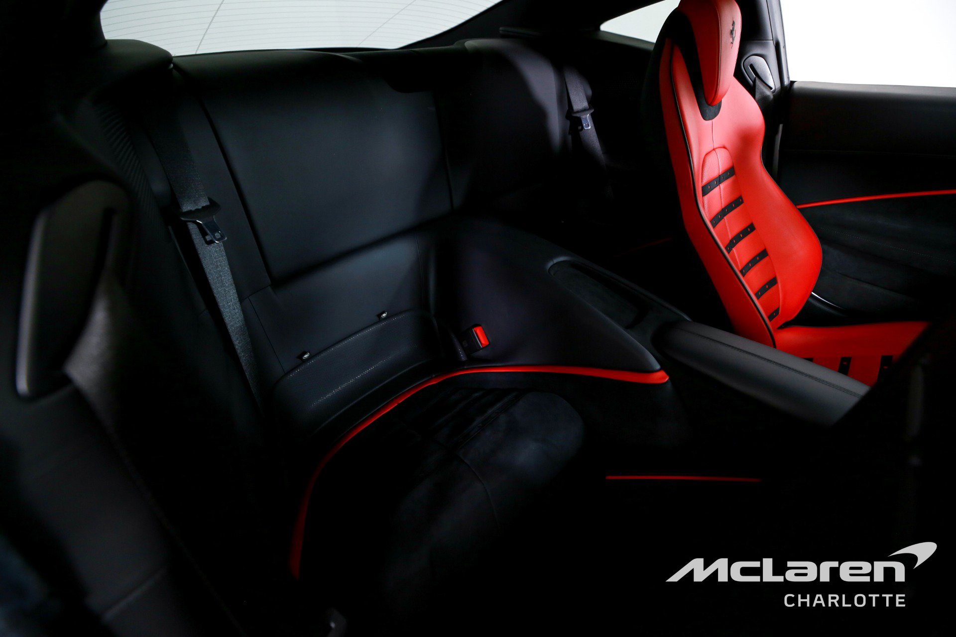 Used 2022 Ferrari Roma image 23