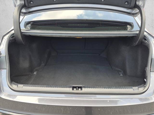 Used 2022 Lexus IS 350 F Sport RWD image 6