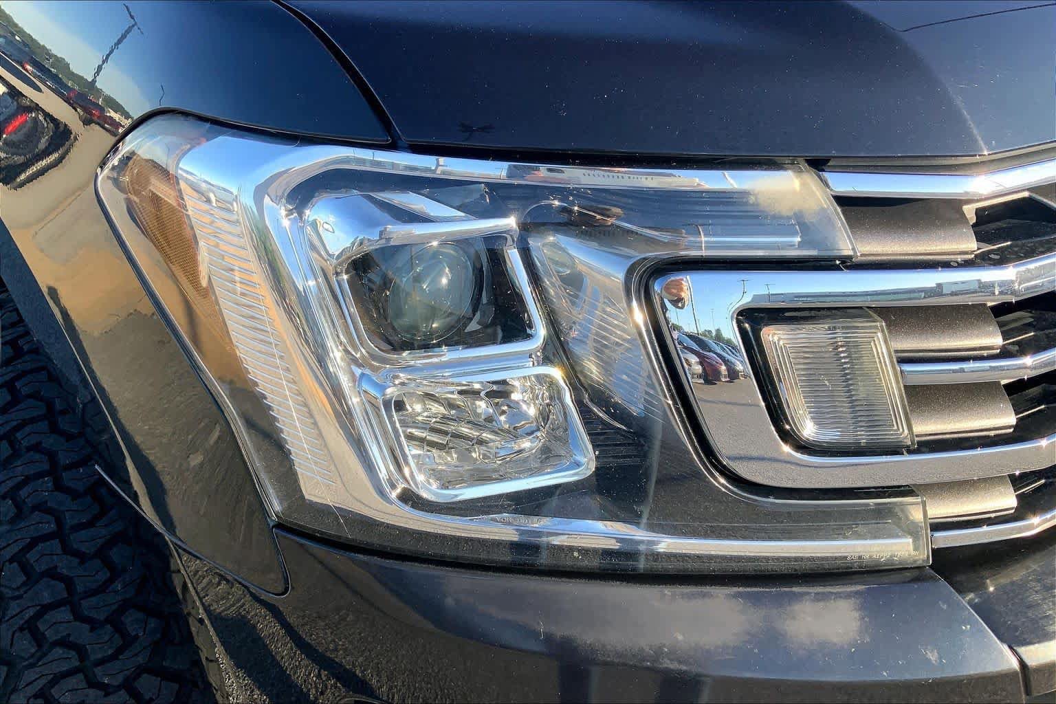 Used 2019 Ford Expedition Max XLT w/ Equipment Group 202A RWD image 26
