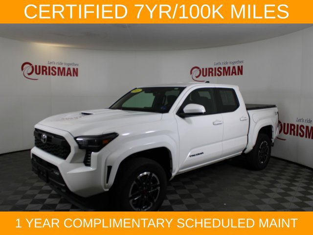 Used 2025 Toyota Tacoma TRD Sport AWD/4WD image 2