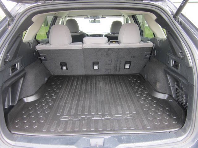 Used 2023 Subaru Outback Premium AWD/4WD image 12