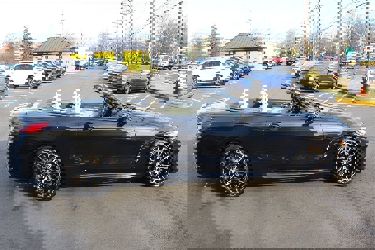 Used 2022 BMW 840i xDrive Convertible w/ Driving Assistance Package image 30