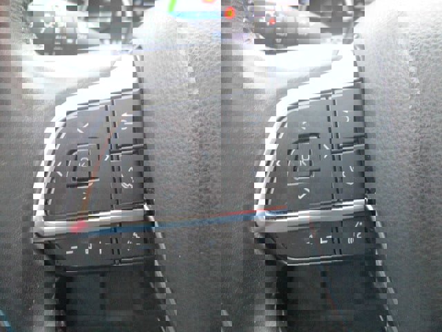 Used 2021 Toyota Highlander XLE image 22