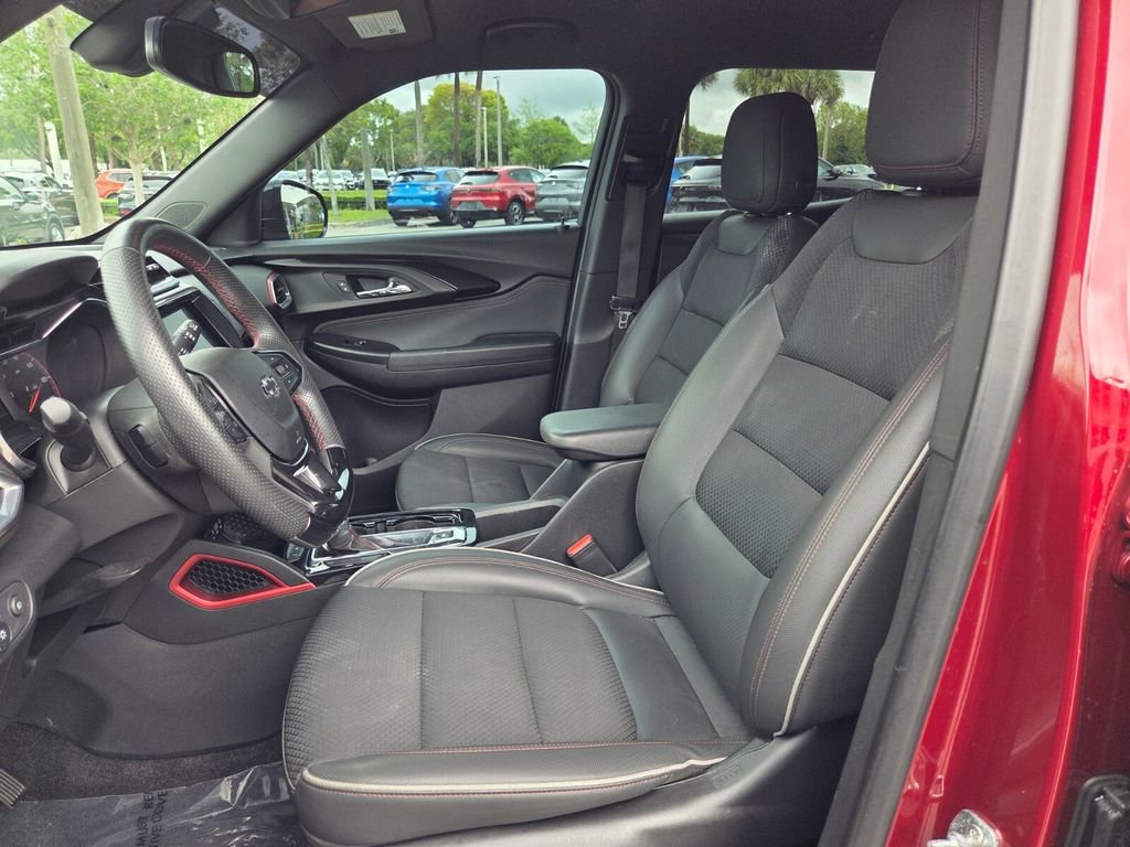 Used 2023 Chevrolet TrailBlazer RS w/ Convenience Package image 12