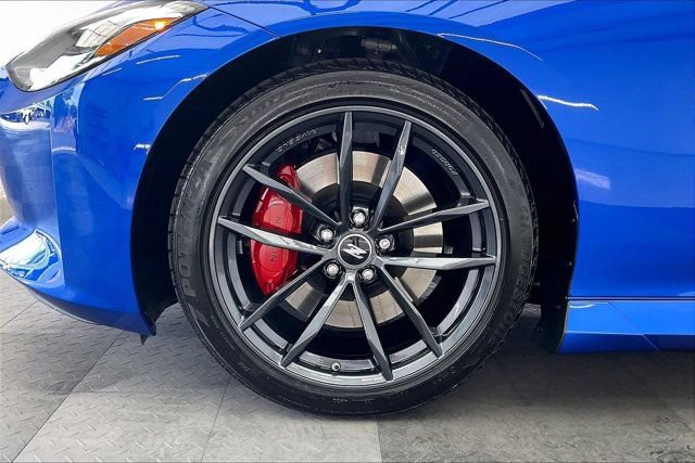 Used 2024 Nissan Z Performance w/ Floor Mat Package RWD image 8