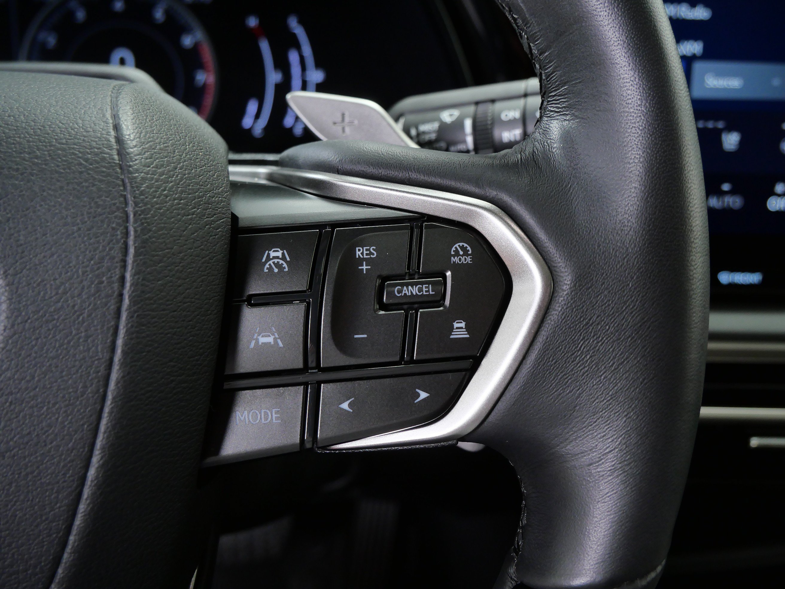 Used 2023 Lexus RX 350 Premium w/ Accessory Package (Z1) AWD/4WD image 25