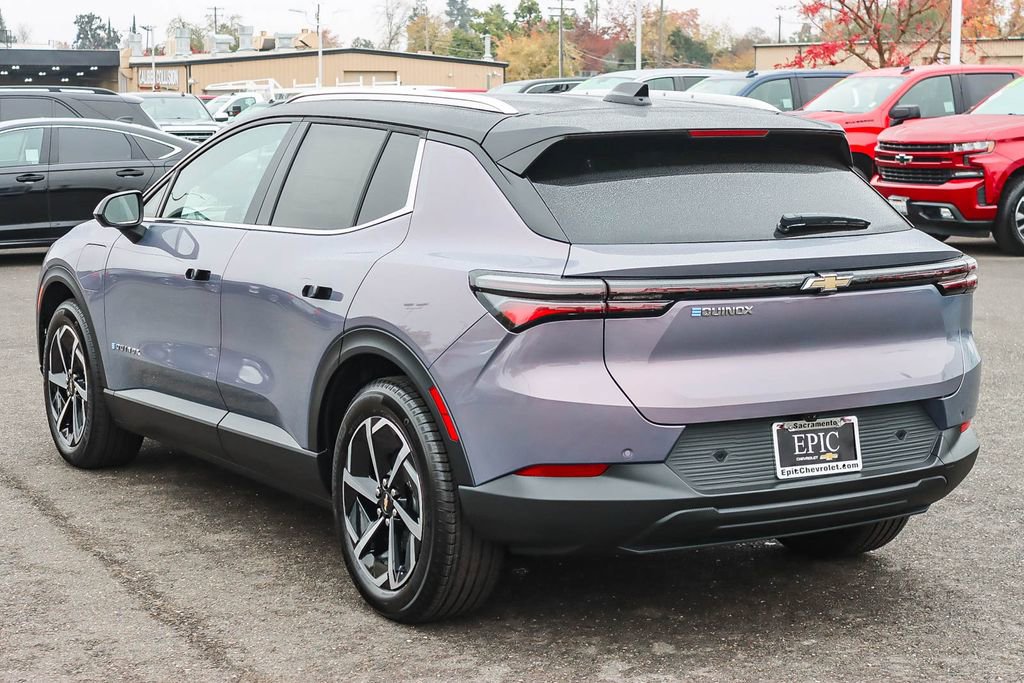 New 2026 Chevrolet Equinox EV LT image 2