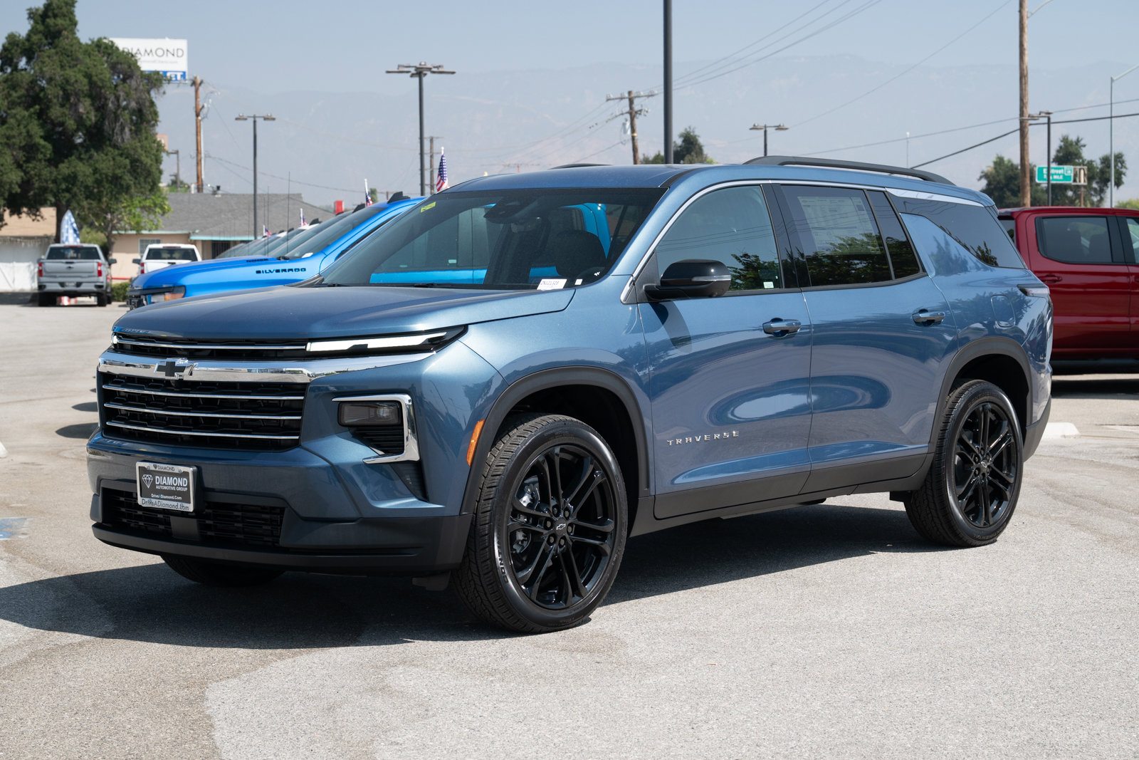 New 2026 Chevrolet Traverse LT w/ Driver Confidence Package image 8